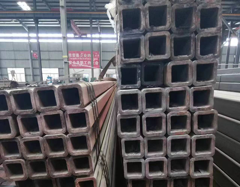 桥东无缝方管裂缝